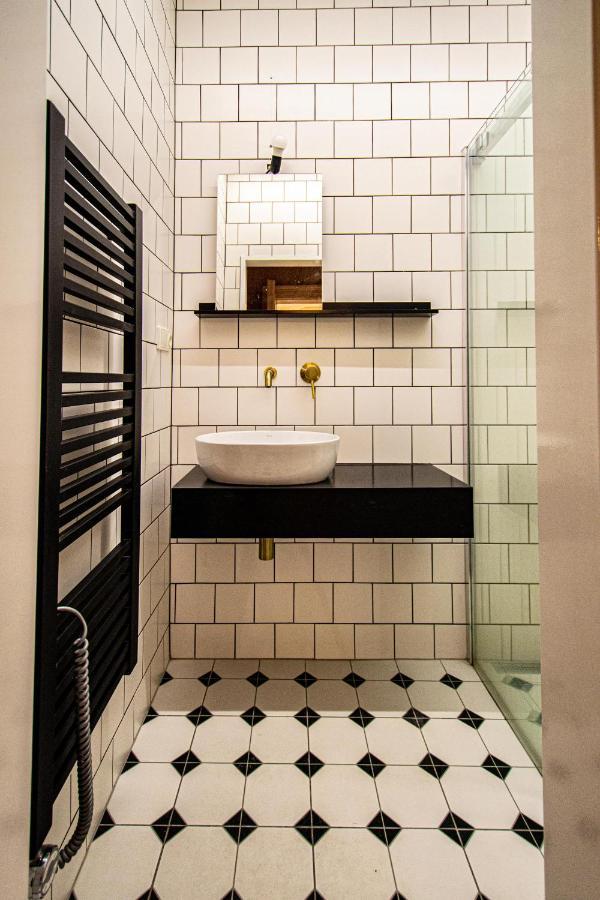 4 Bedrooms 130M2 Apartment At The Main City Square Prague Exterior photo